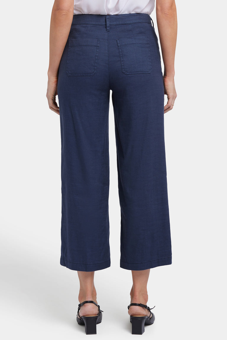 NYDJ Wide Leg Cargo Capri Pants In Petite In Stretch Linen - Oxford Navy
