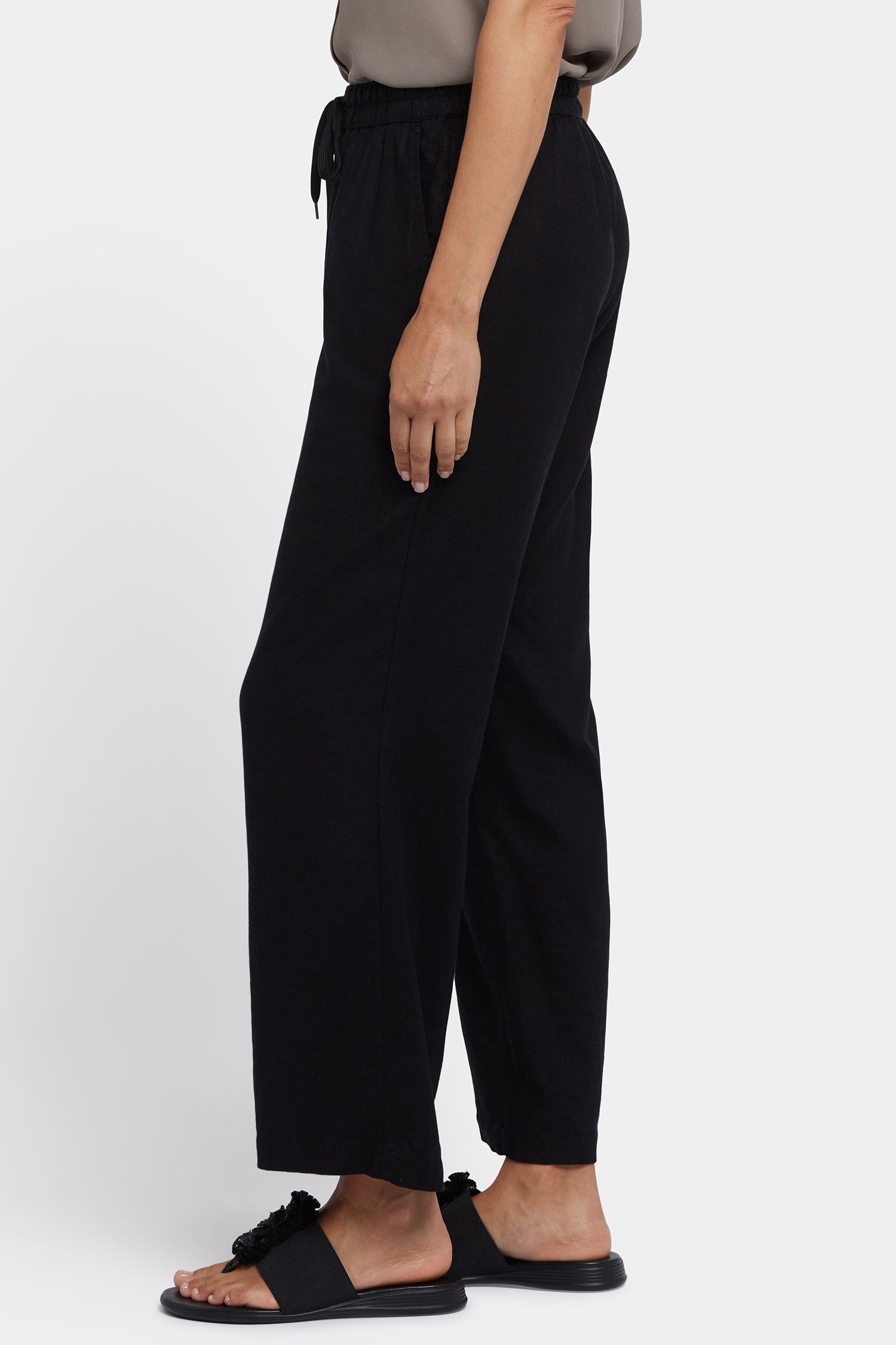NYDJ Relaxed Drawstring Pull-On Pants In Petite In Stretch Linen - Black