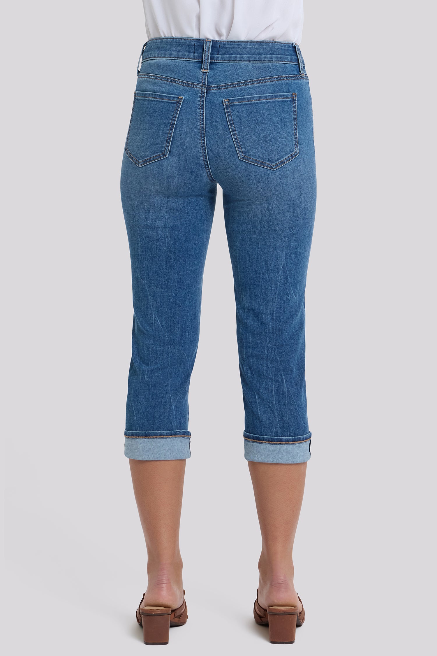 NYDJ Marilyn Straight Crop Jeans In Petite In Cool Embrace® Denim With Cuffs - Wild River