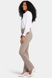 NYDJ Marilyn Straight Pants In Petite Sculpt-Her™ Collection - Saddlewood