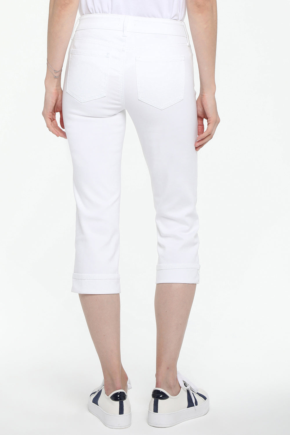 NYDJ Marilyn Straight Crop Jeans In Petite In Cool Embrace® Denim With Cuffs - Optic White