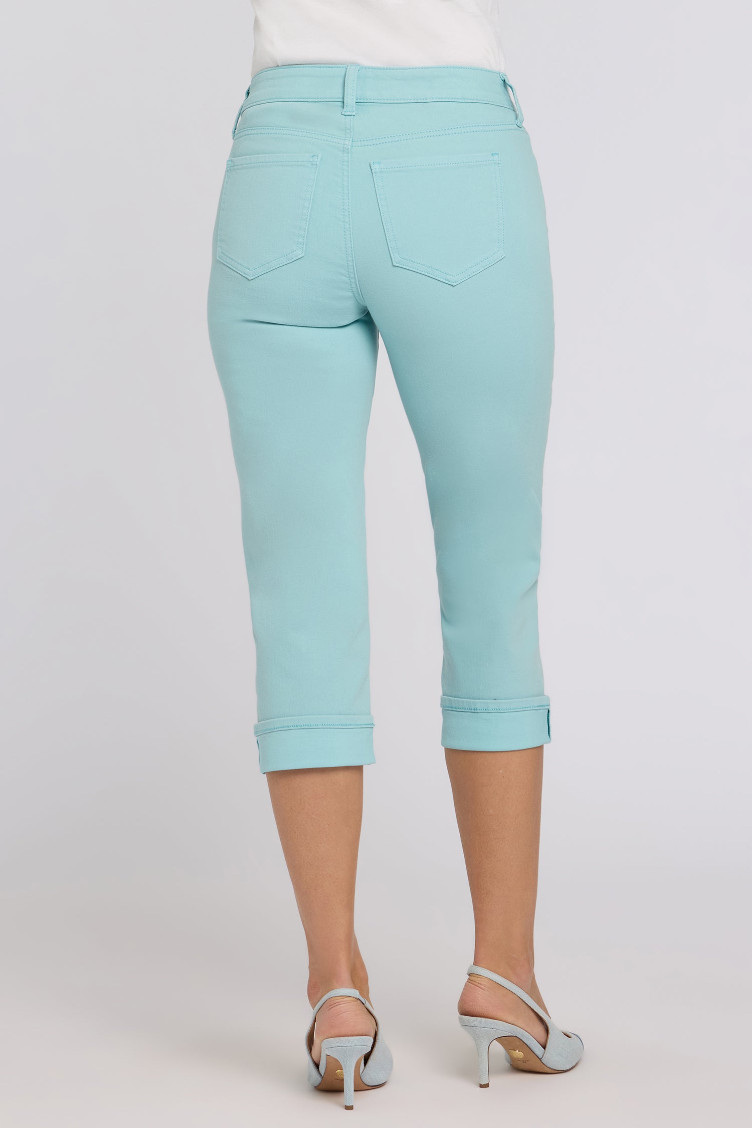 NYDJ Marilyn Straight Crop Jeans In Petite In Cool Embrace® Denim With Cuffs - Aqua Haze