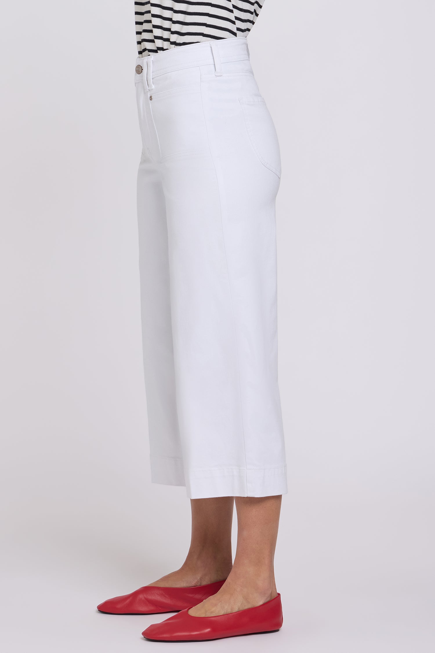 NYDJ Brigitte Wide Leg Capri Jeans In Petite With High Rise And Front Patch Pockets - Optic White