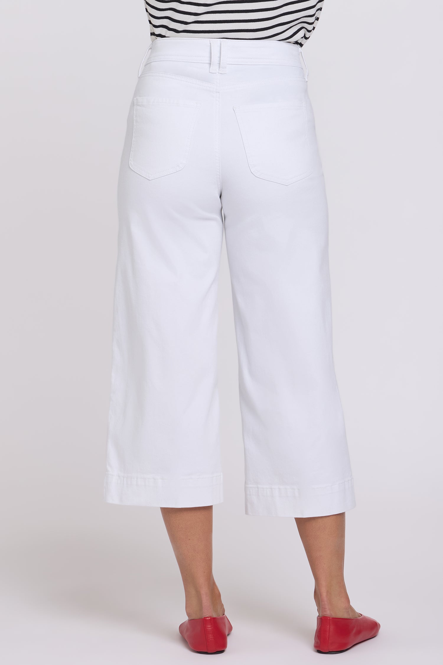 NYDJ Brigitte Wide Leg Capri Jeans In Petite With High Rise And Front Patch Pockets - Optic White