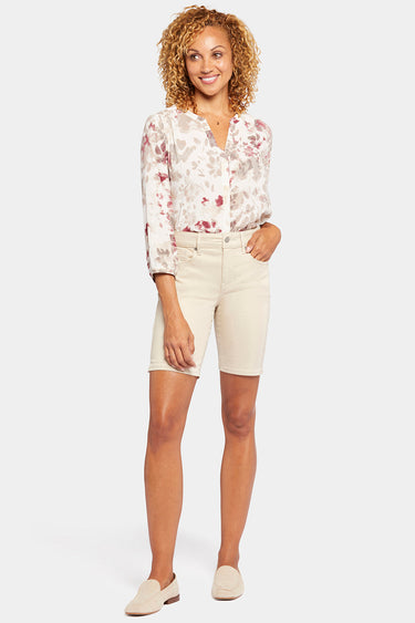 NYDJ Ella Denim Shorts In Petite With Side Slits - Feather