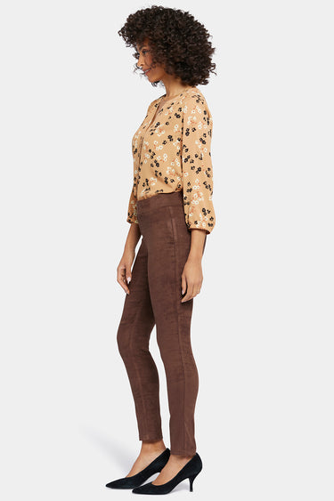 NYDJ Basic Legging Pants In Petite In Stretch Faux Suede - Dark Chocolate