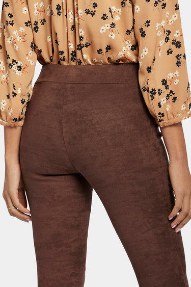 NYDJ Basic Legging Pants In Petite In Stretch Faux Suede - Dark Chocolate