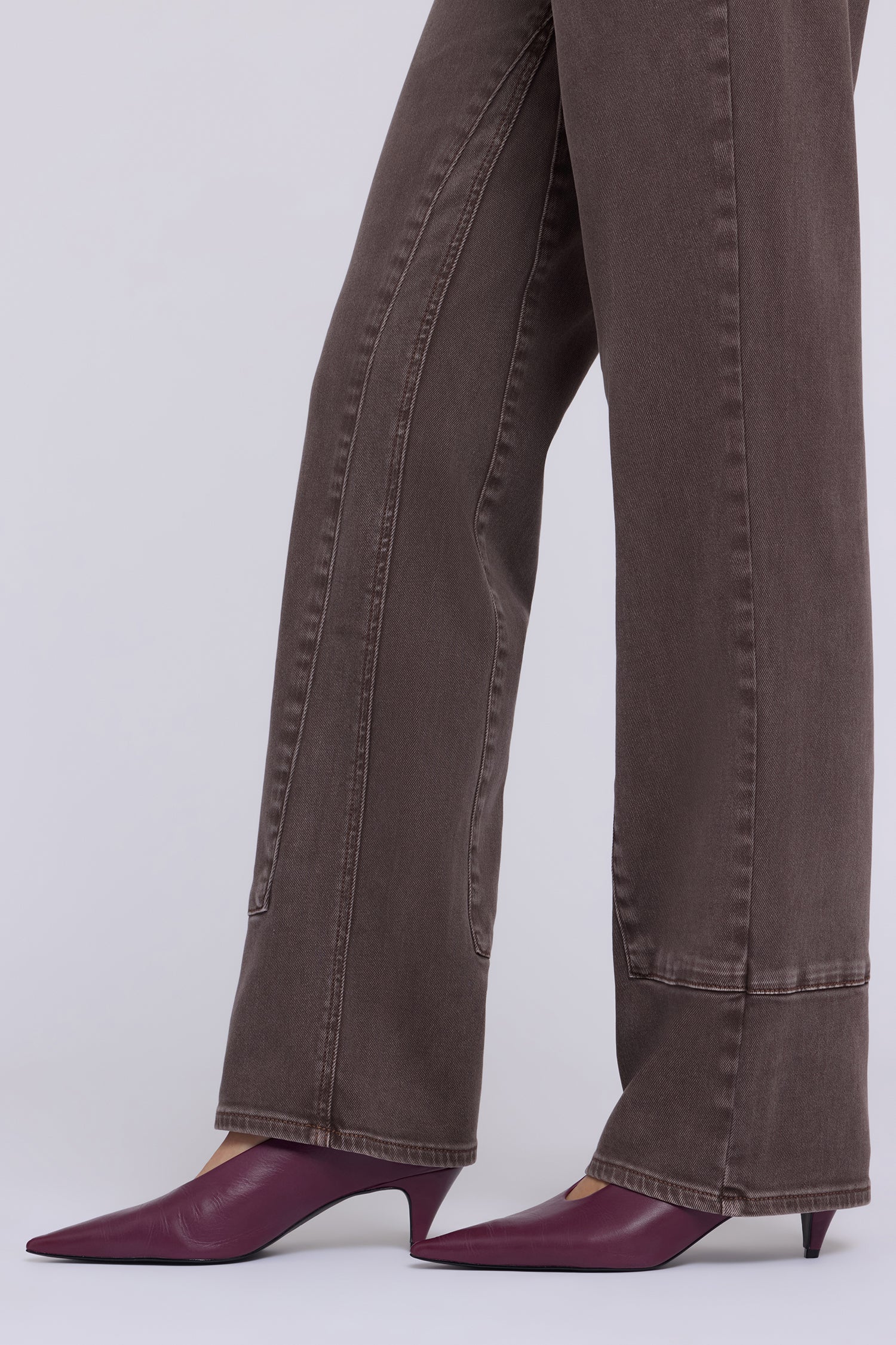 NYDJ Brooke Loose Straight Jeans In Petite With Paneled Seam Detail - Retro Espresso