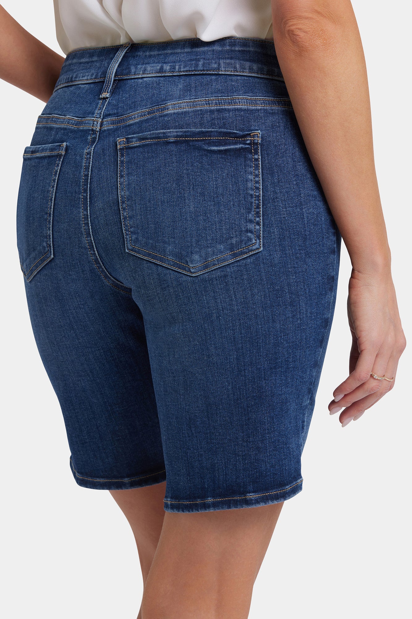 NYDJ Ella Denim Shorts In Petite With Side Slits - Rio Rapids