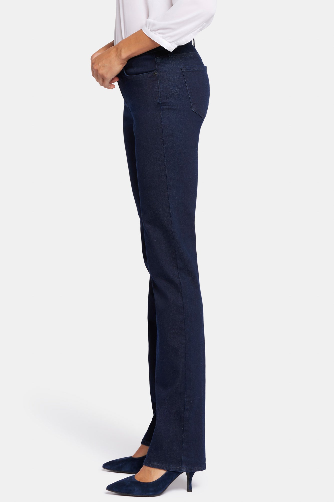 Marilyn Straight Jeans In Petite - Rinse