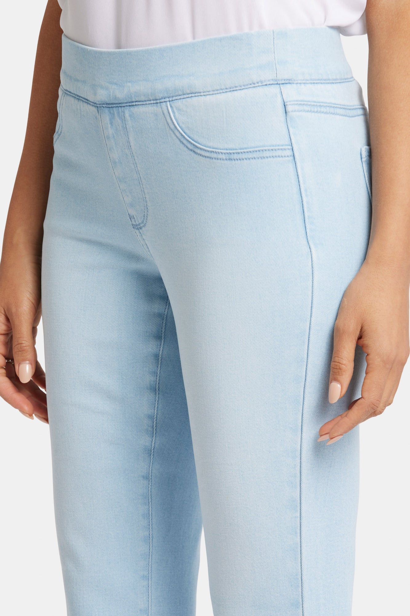 NYDJ Dakota Crop Pull-On Jeans In Petite  In Soft-Contour Denim™ With Side Slits - Oceanfront