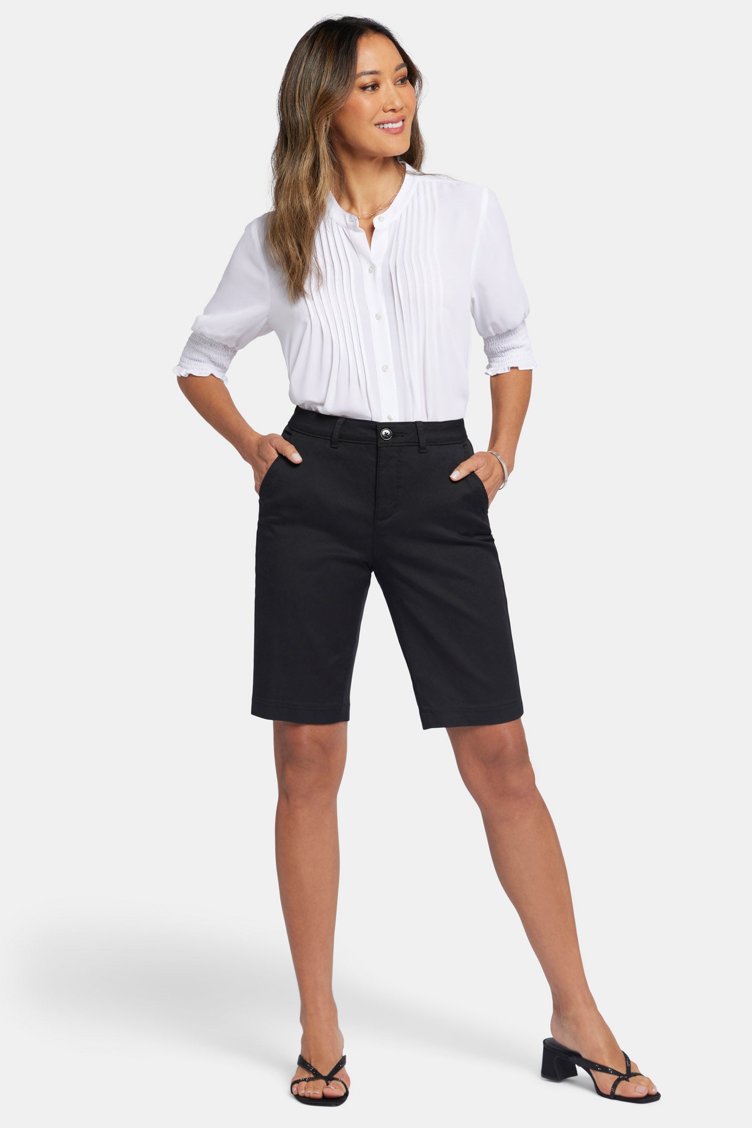 NYDJ Bermuda Shorts In Petite In Stretch Twill - Black