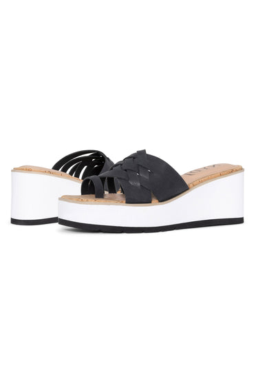 NYDJ Reesie Wedge Sandals In Leather - Black