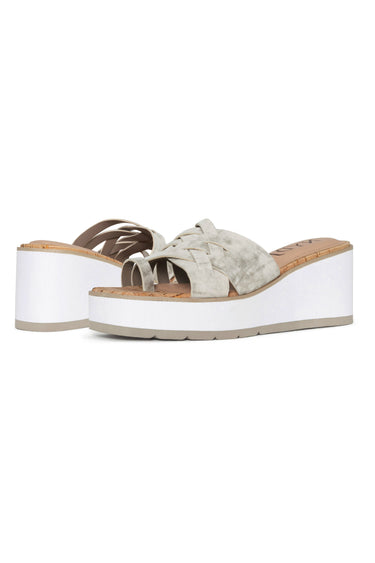 NYDJ Reesie Wedge Sandals In Metallic Suede - Pewter