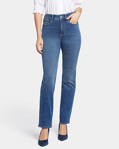 Click here to shop women's stretchy jeans
