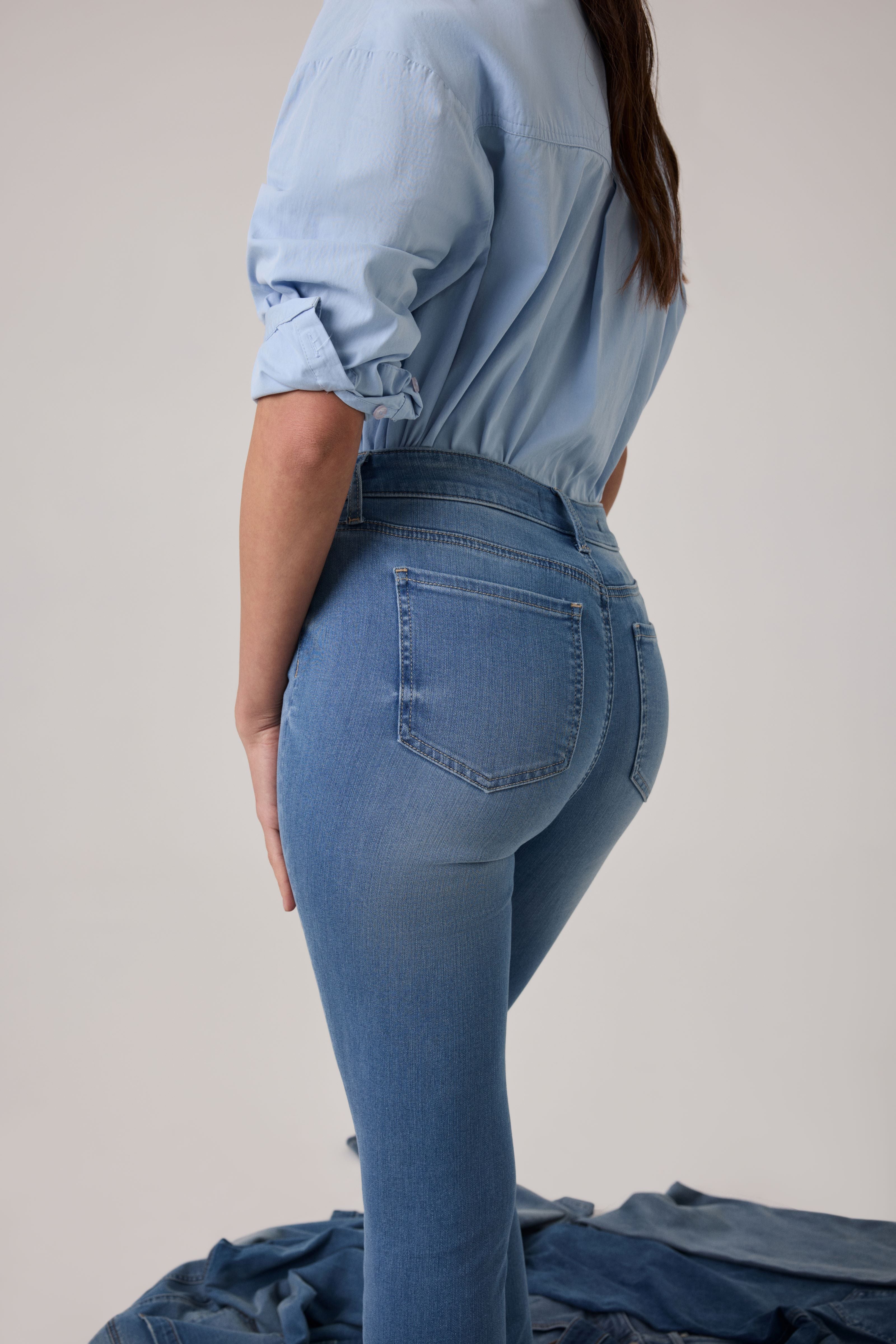 NYDJ Lift Tuck® Technology | Tummy Control & Slimming Jeans