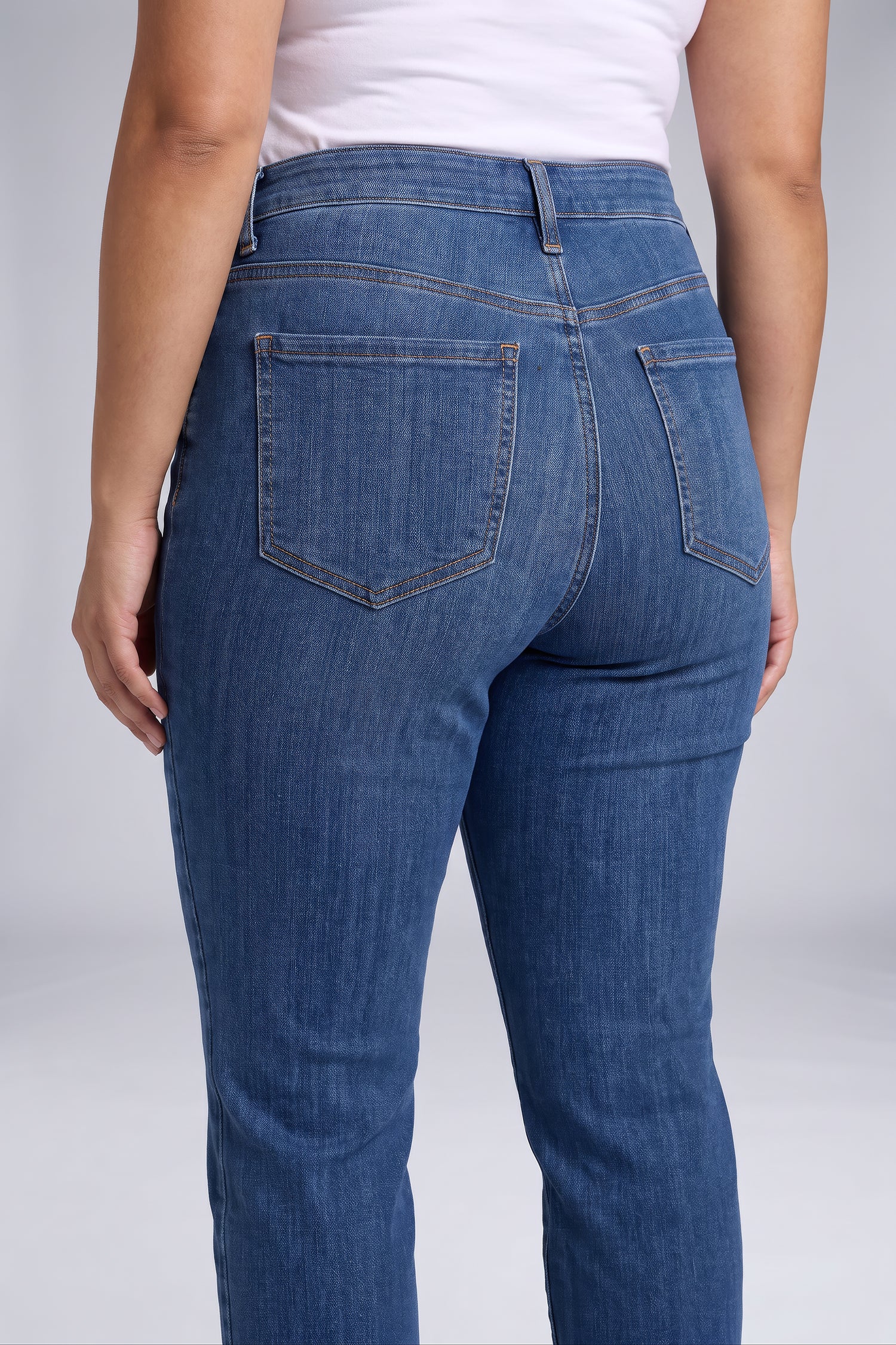 NYDJ Marilyn Straight Jeans In Plus Size In Sure Stretch® Denim - Elm
