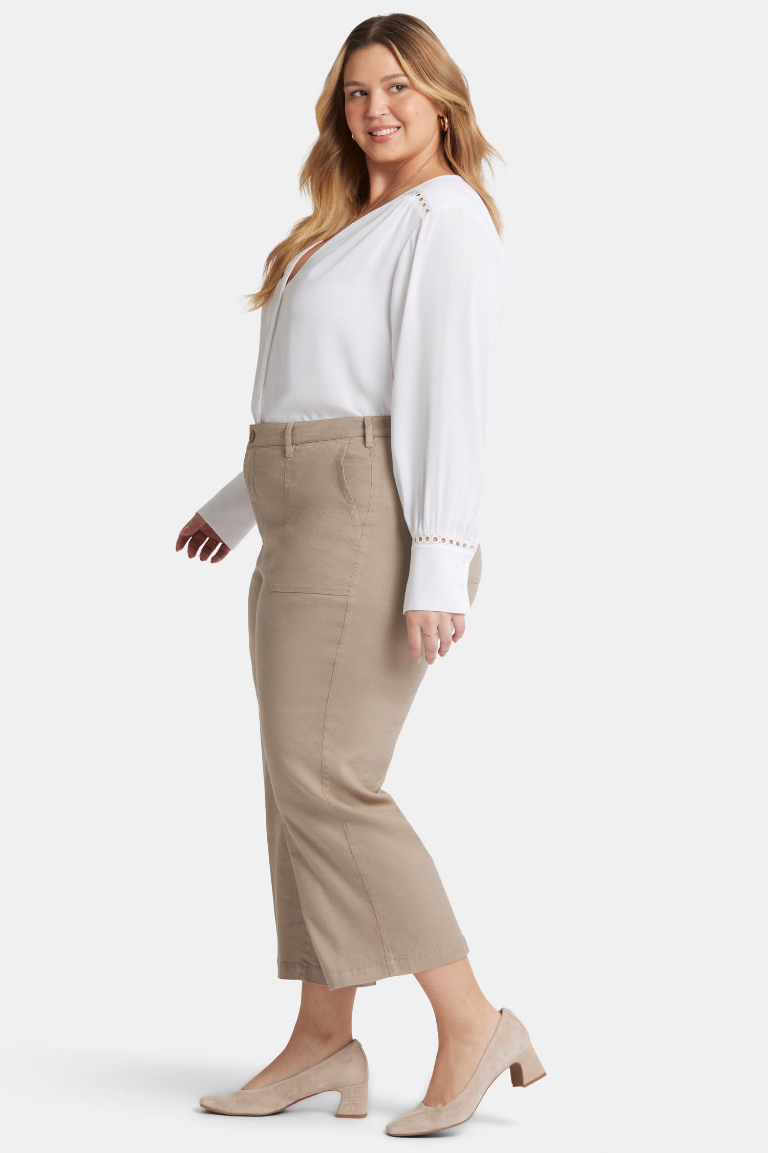 NYDJ Wide Leg Cargo Capri Pants In Plus Size In Stretch Linen - Saddlewood