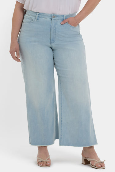NYDJ Brodi Wide Leg Ankle Jeans In Plus Size In Cool Embrace® Denim With High Rise And Frayed Hems - Clear Waters
