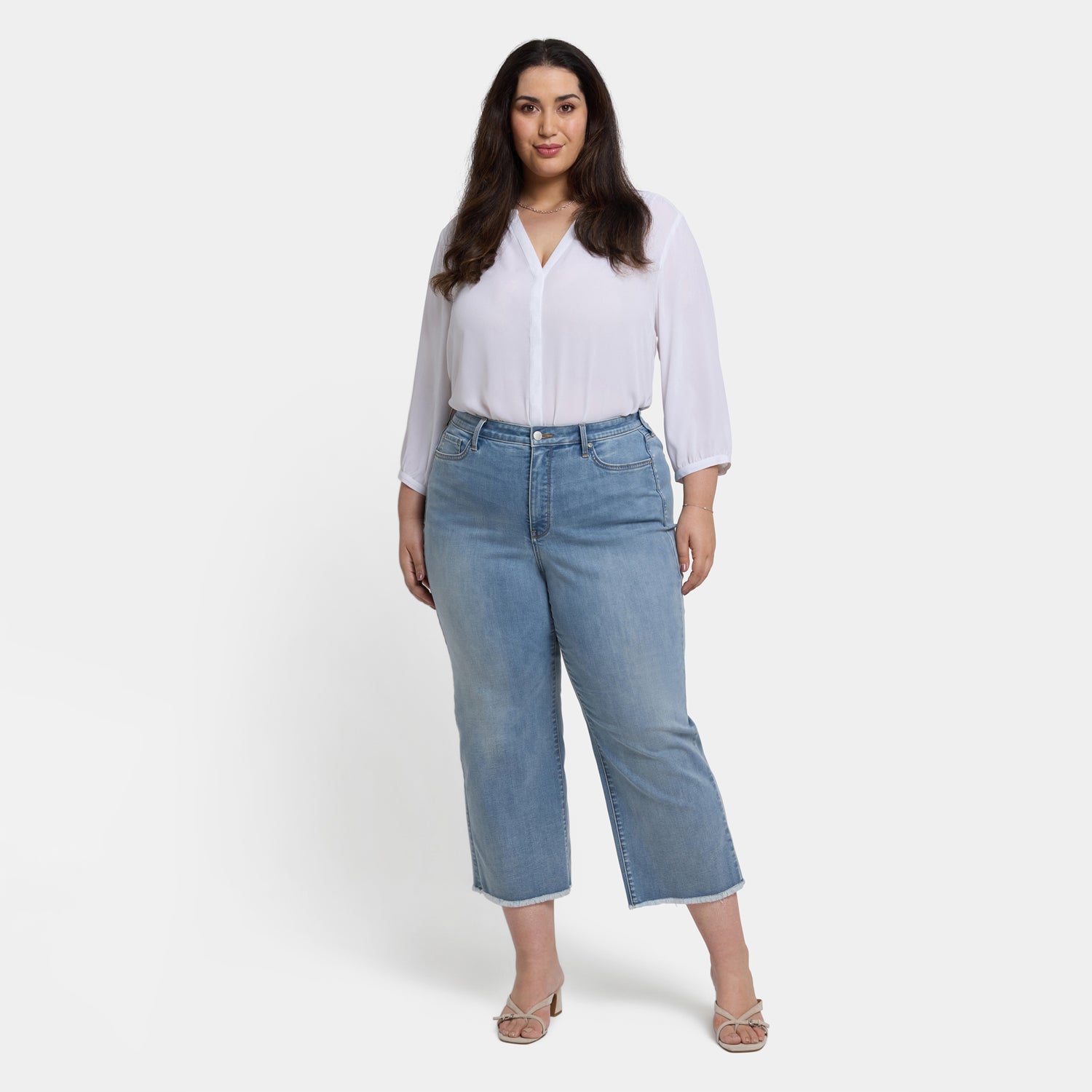 Patchie Wide Leg Capri Jeans In Plus Size With Frayed Hems