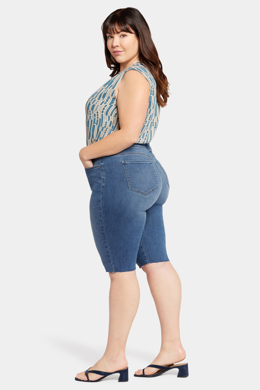NYDJ Bike Capri Jeans In Plus Size With Raw Hems - Awakening