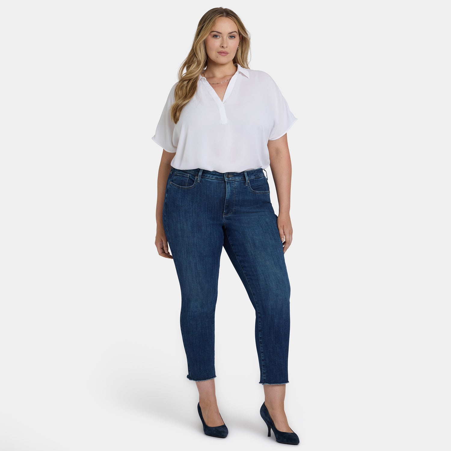 Sheri Slim Ankle Jeans In Plus Size With Frayed Hems - Louvre