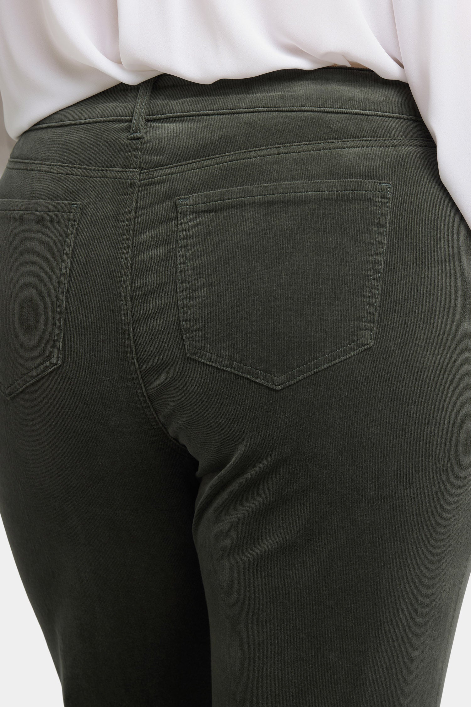 NYDJ Marilyn Straight Pants In Plus Size In Fine Wale Stretch Corduroy - Vine Leaf