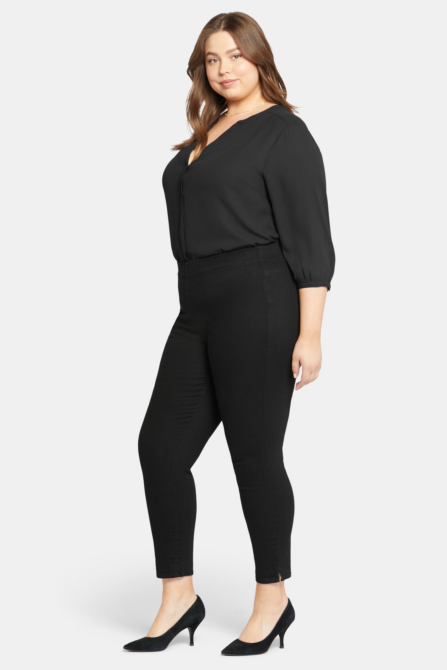 Skinny Ankle Pull-on Jeans In Plus Size With Sideseam Slit - Black