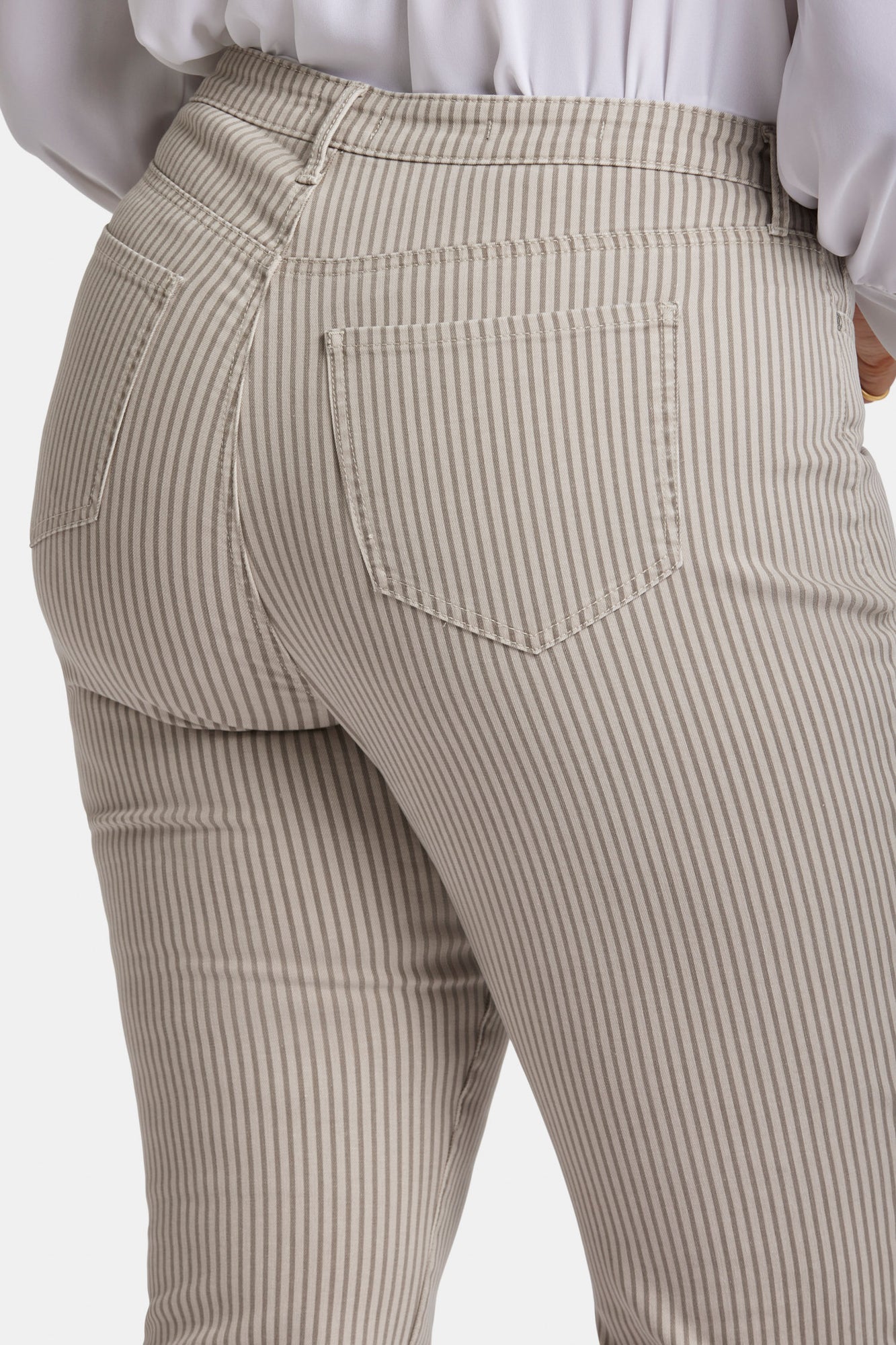 NYDJ Joni Relaxed Capri Jeans In Plus Size With High Rise - Sandbar Stripe