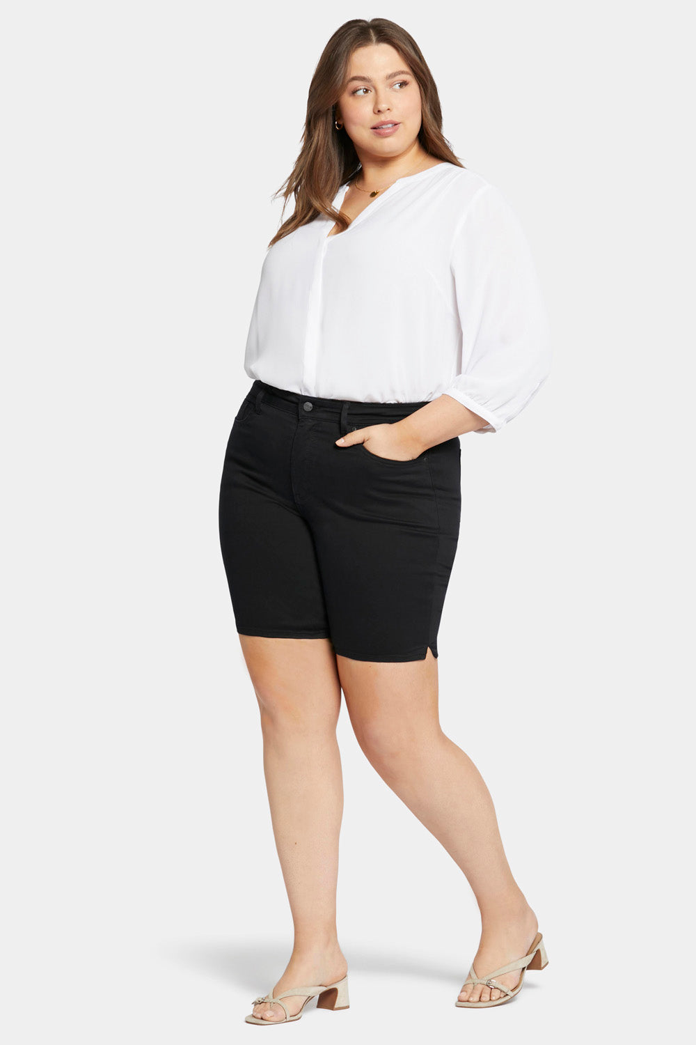 Ella Denim Shorts In Plus Size With Side Slits - Black Black | NYDJ