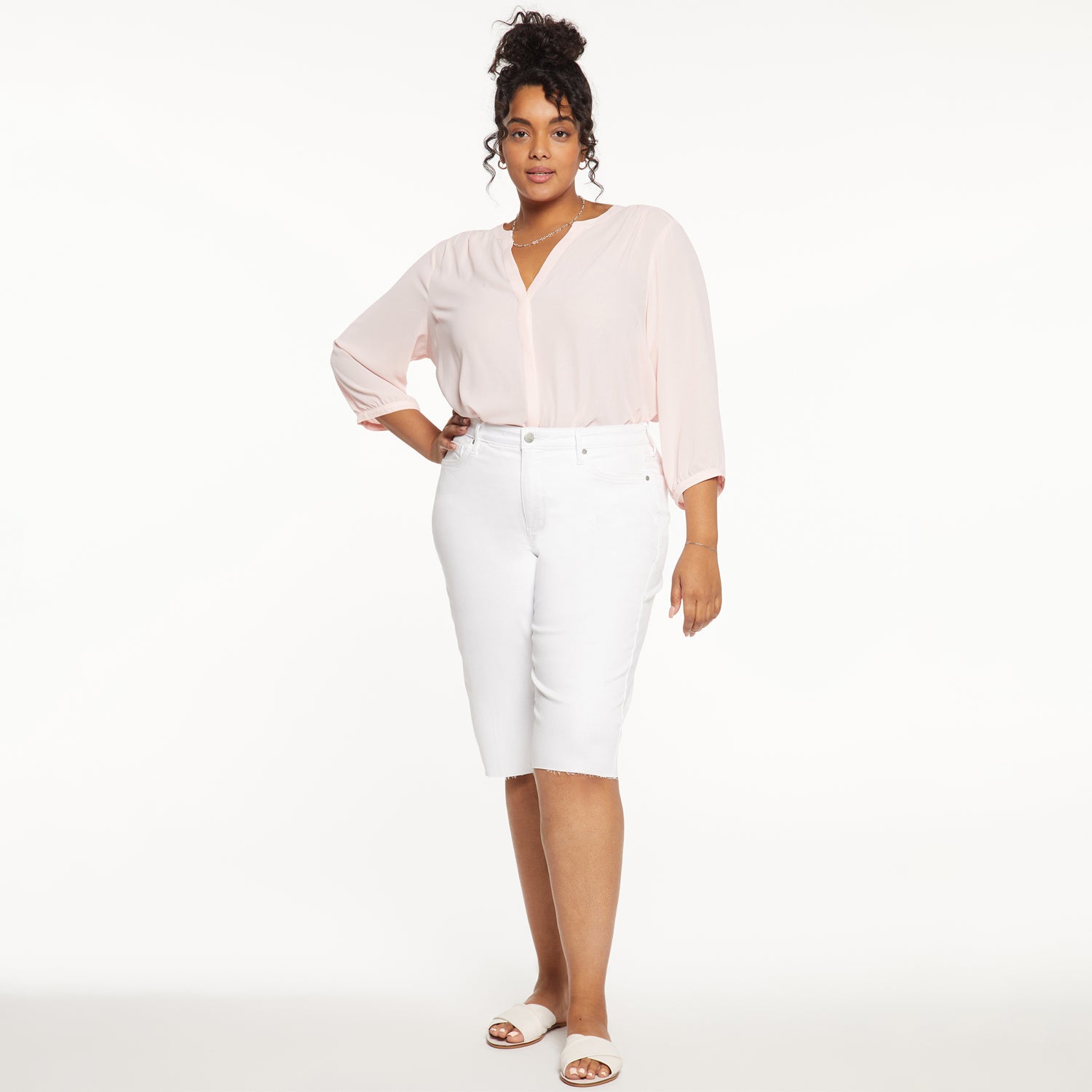 Kristie '80s Bermuda Denim Shorts In Plus Size With Raw Hems