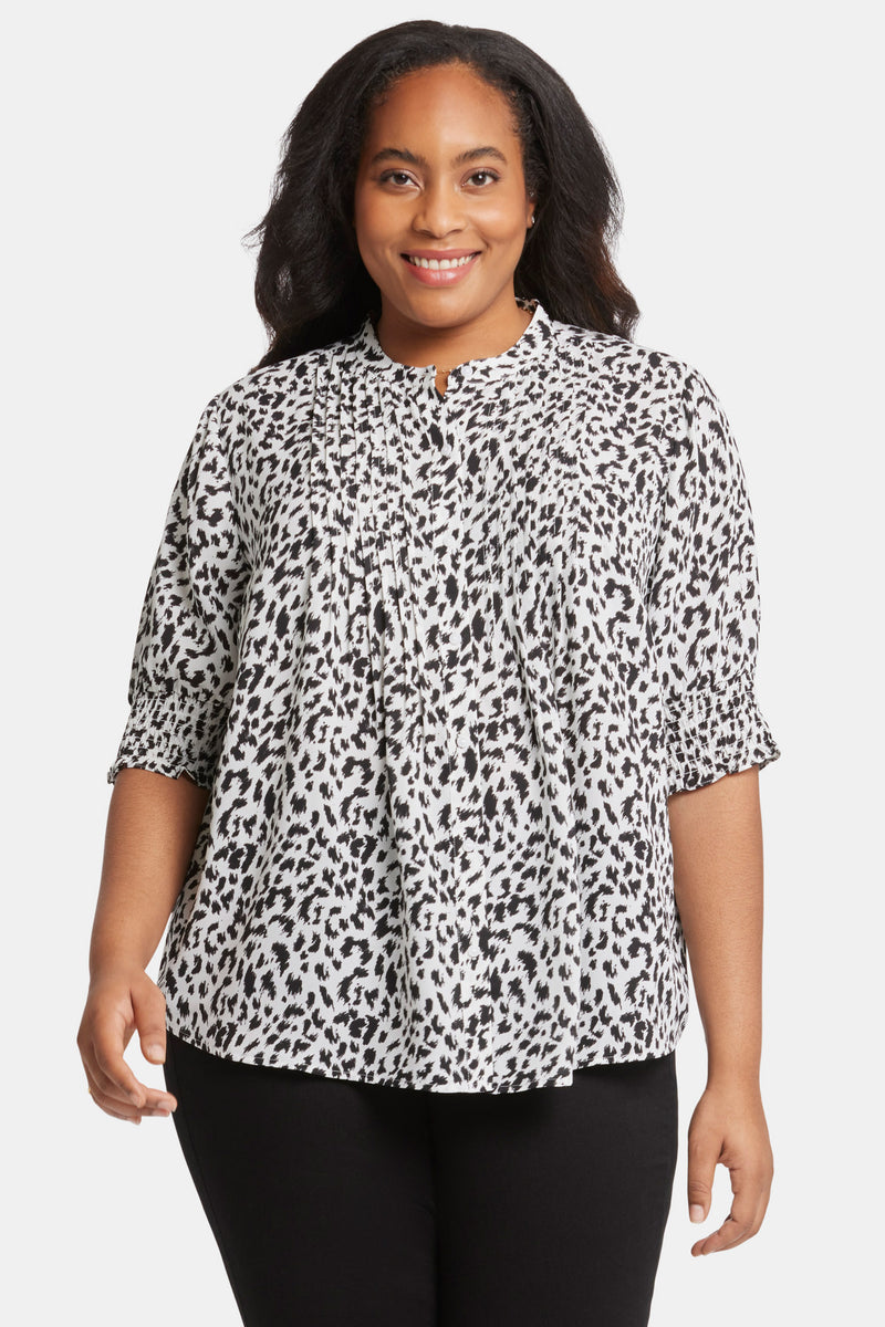 Pleated Peasant Blouse In Plus Size - Gato