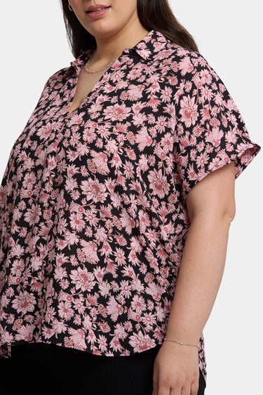 NYDJ Becky Short Sleeved Blouse In Plus Size  - Lilla Garden