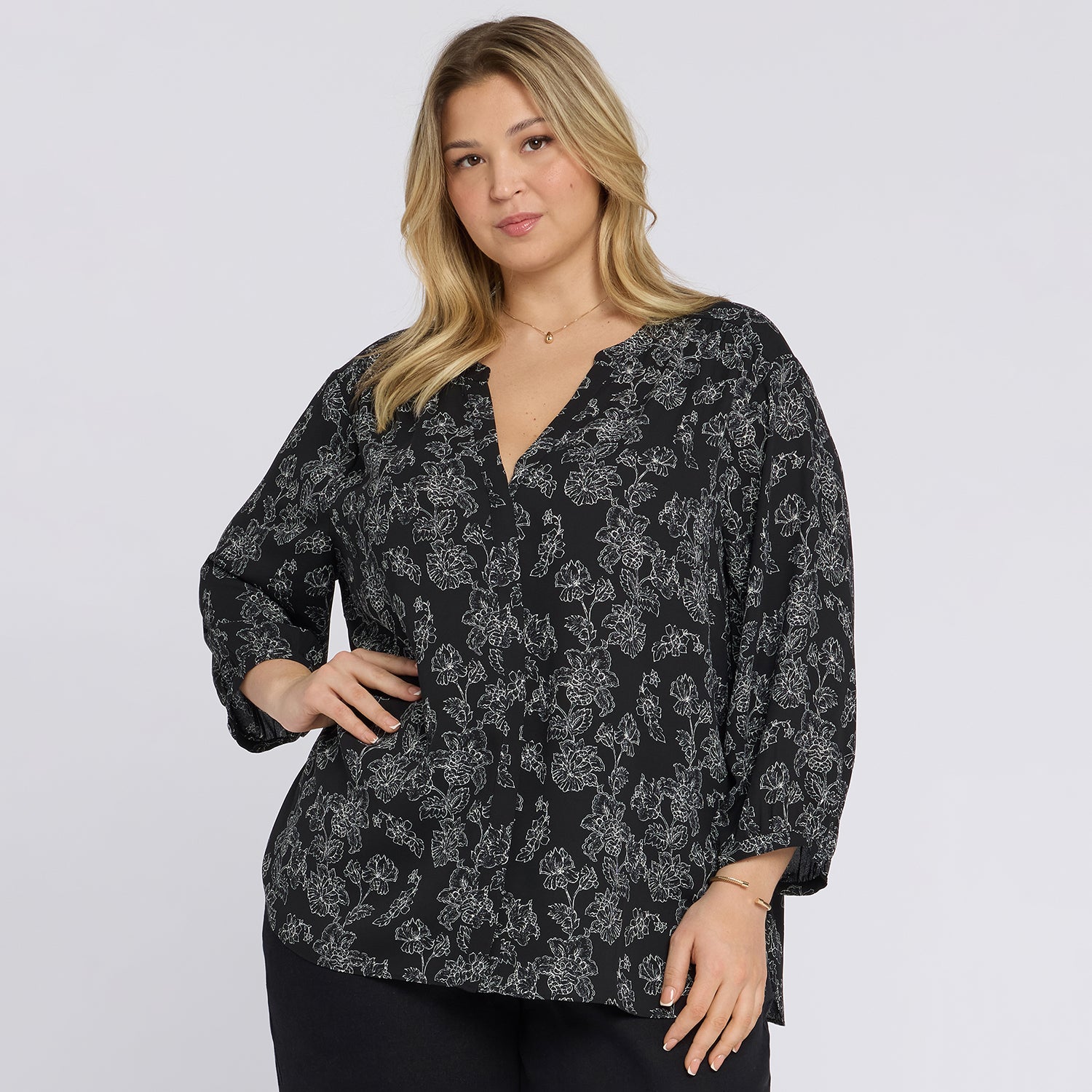 Pintuck Blouse In Plus Size - Floralesque Multi | NYDJ