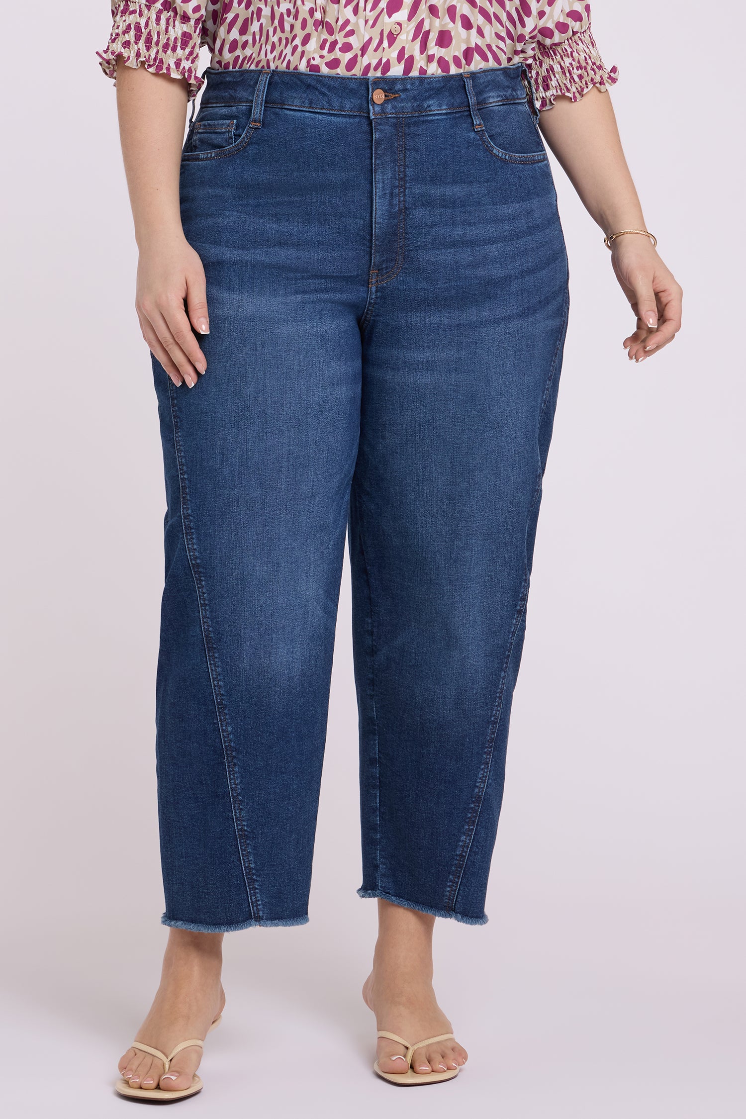 Alyssa Relaxed Crop Jeans In Plus Size With Side Panels And Frayed