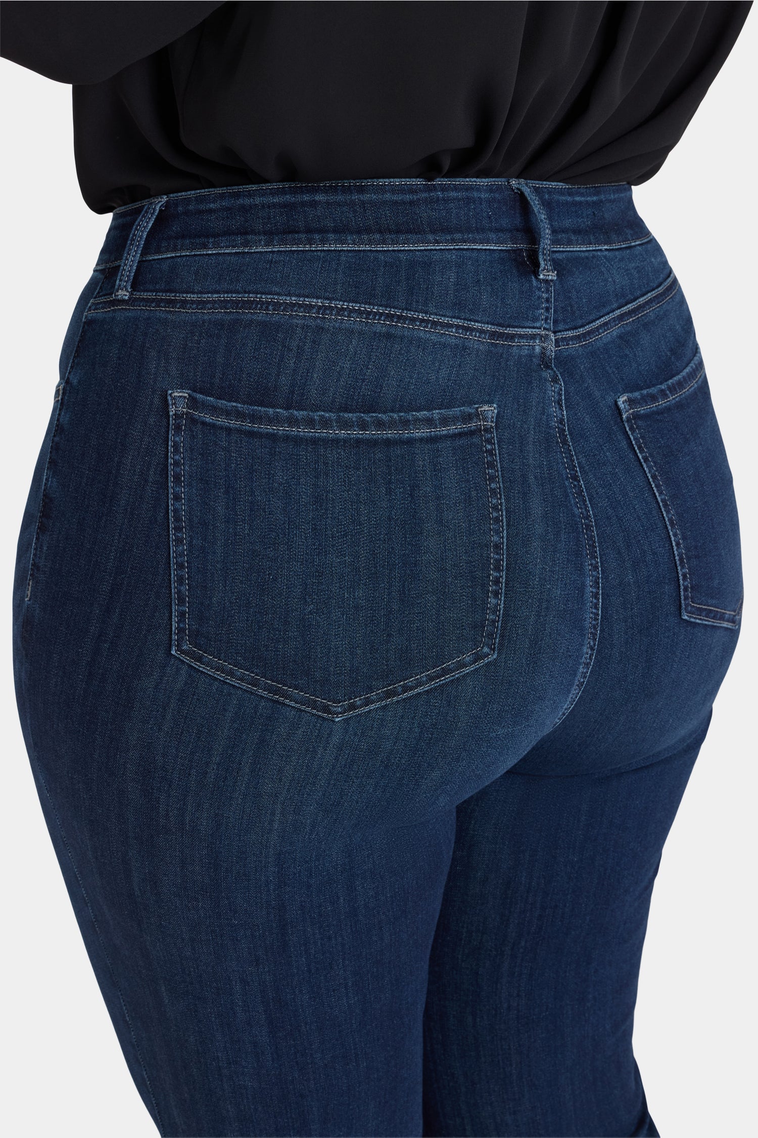 Nyです。 Teresa Wide Leg Jeans In Plus Size With 1 1/2