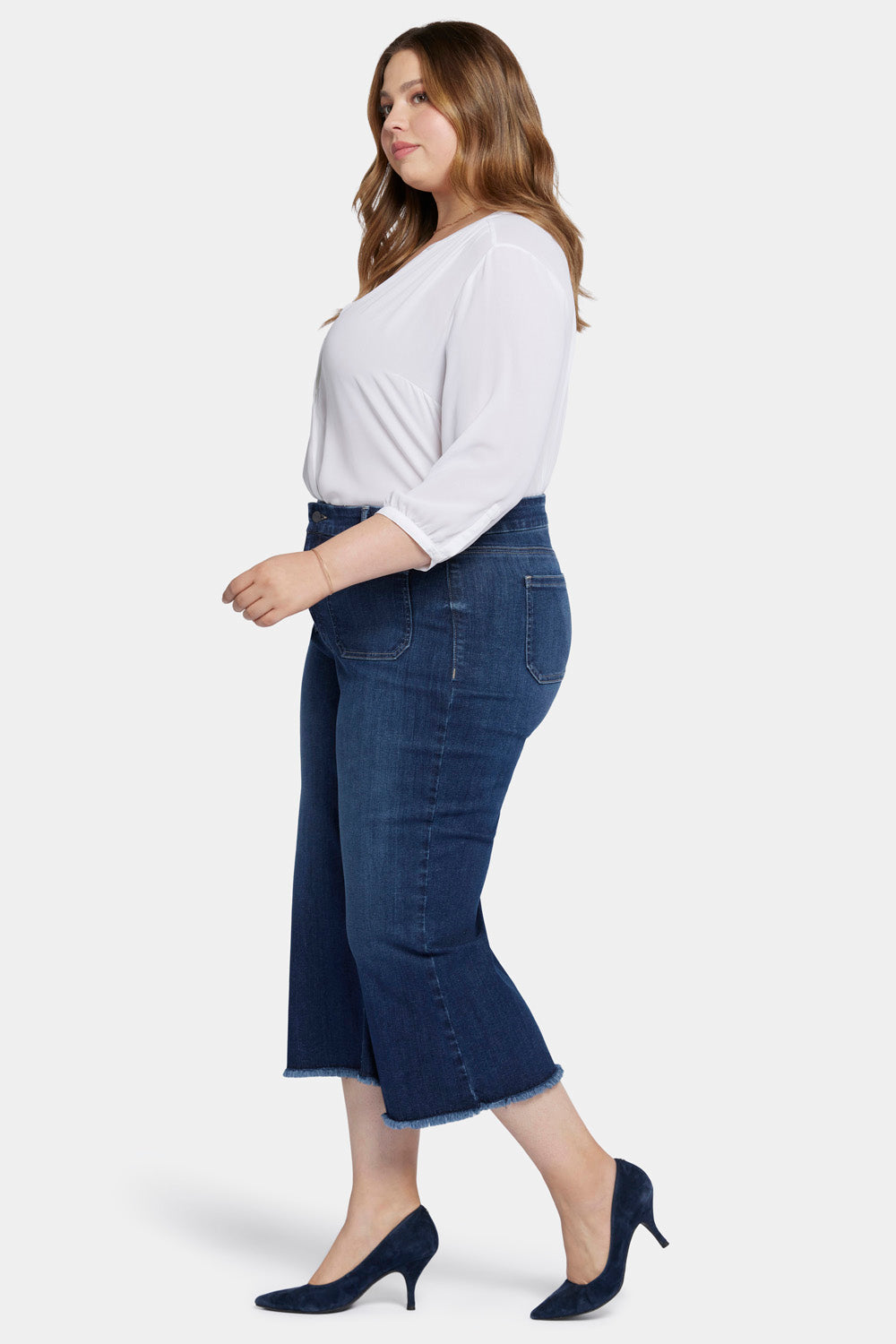 Patchie Wide Leg Capri Jeans In Plus Size With Frayed Hems