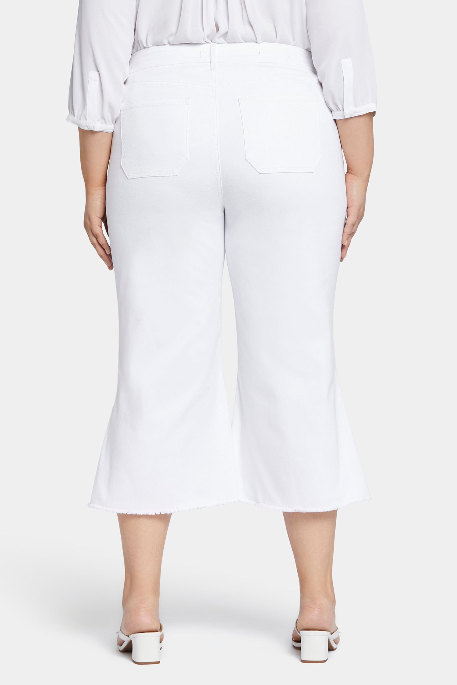 NYDJ Patchie Wide Leg Capri Jeans In Petite Plus Size With Frayed Hems - Optic White