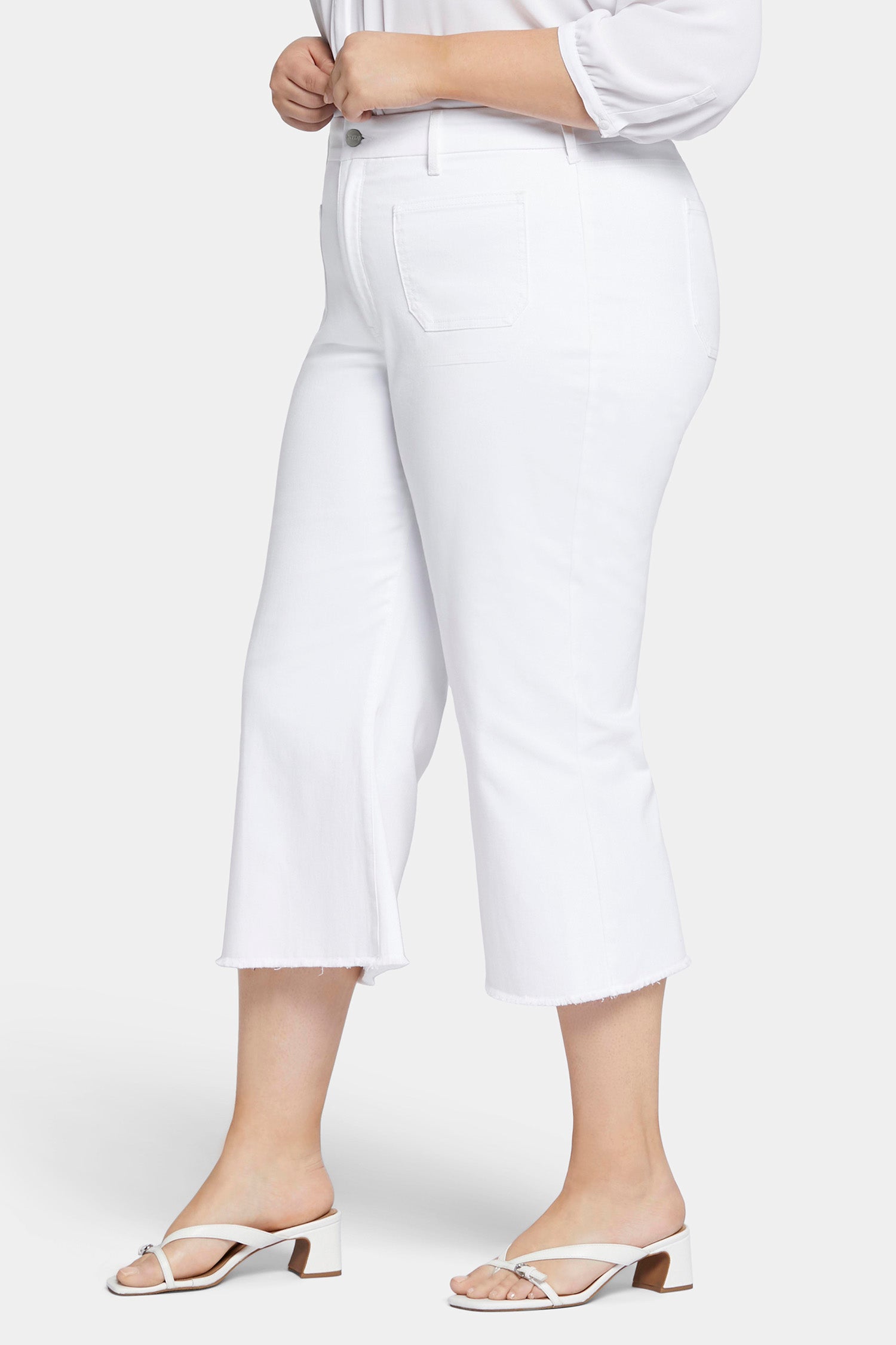 NYDJ Patchie Wide Leg Capri Jeans In Petite Plus Size With Frayed Hems - Optic White
