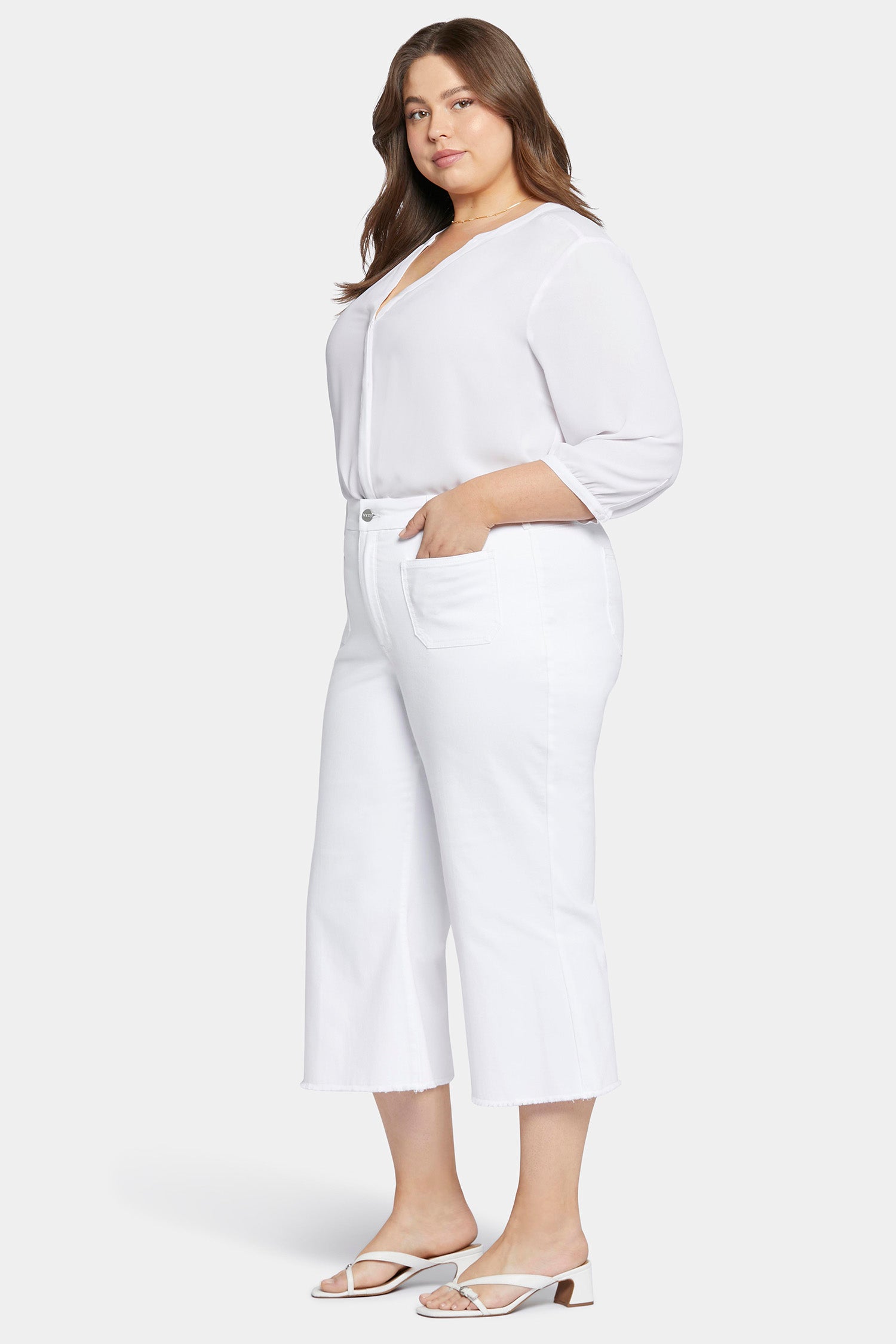 NYDJ Patchie Wide Leg Capri Jeans In Petite Plus Size With Frayed Hems - Optic White