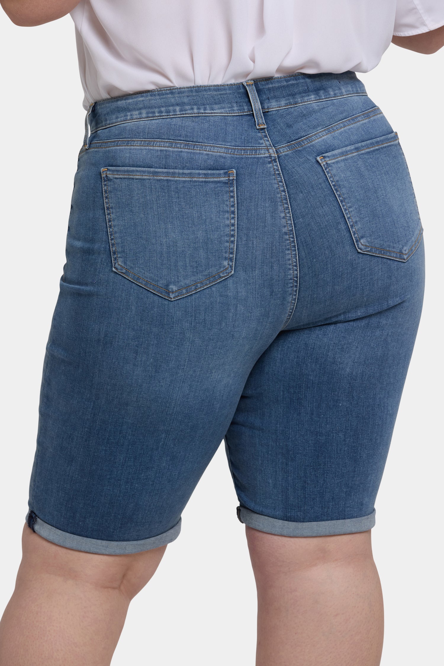 フェレナ ハッピーショーツ 　Fealena Happy Shorts Lサイズ Briella 11 Inch Denim Shorts In Plus Size With Roll Cuffs