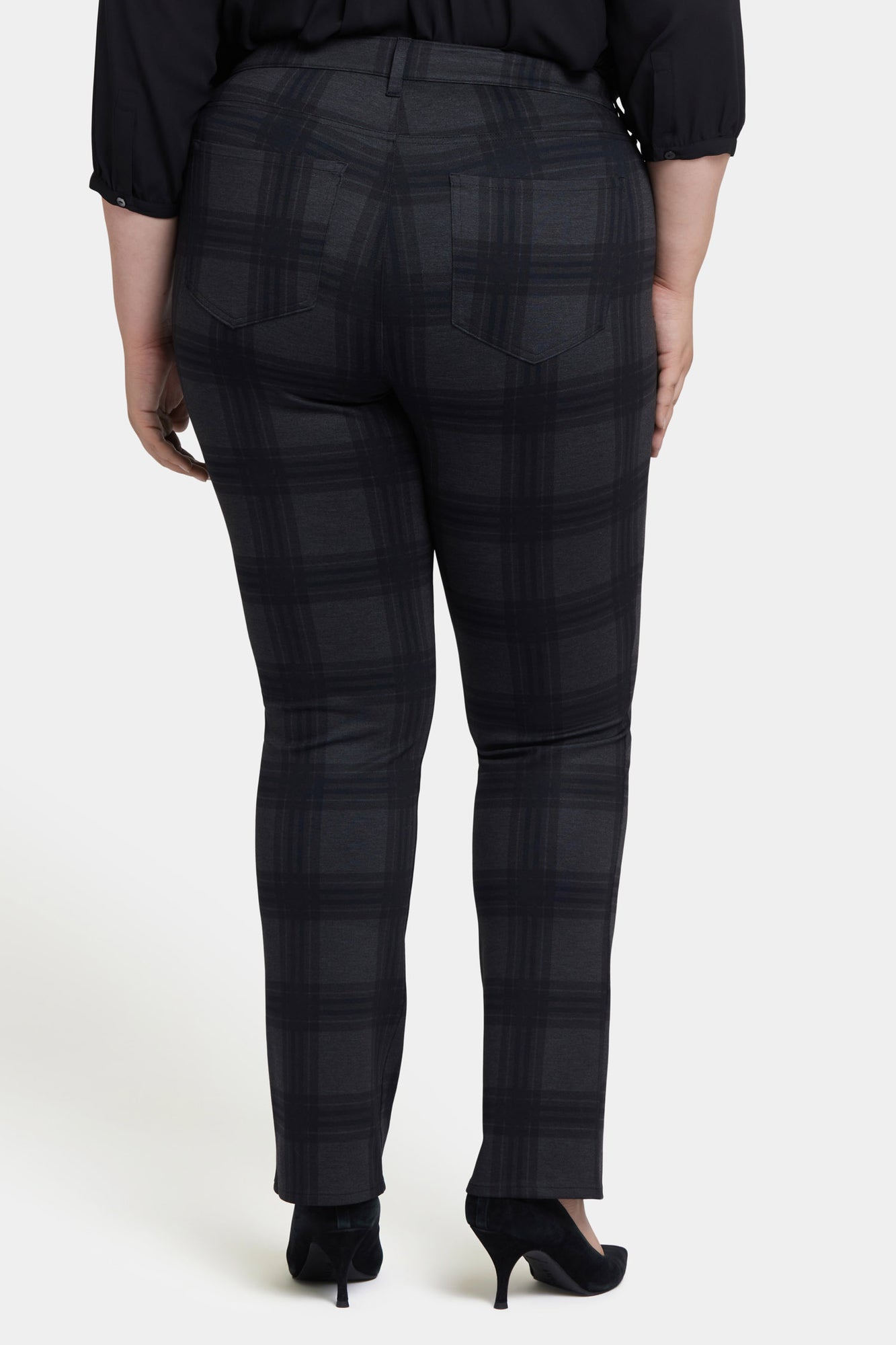 Marilyn Straight Pants In Plus Size Piedmont Plaid Black NYDJ