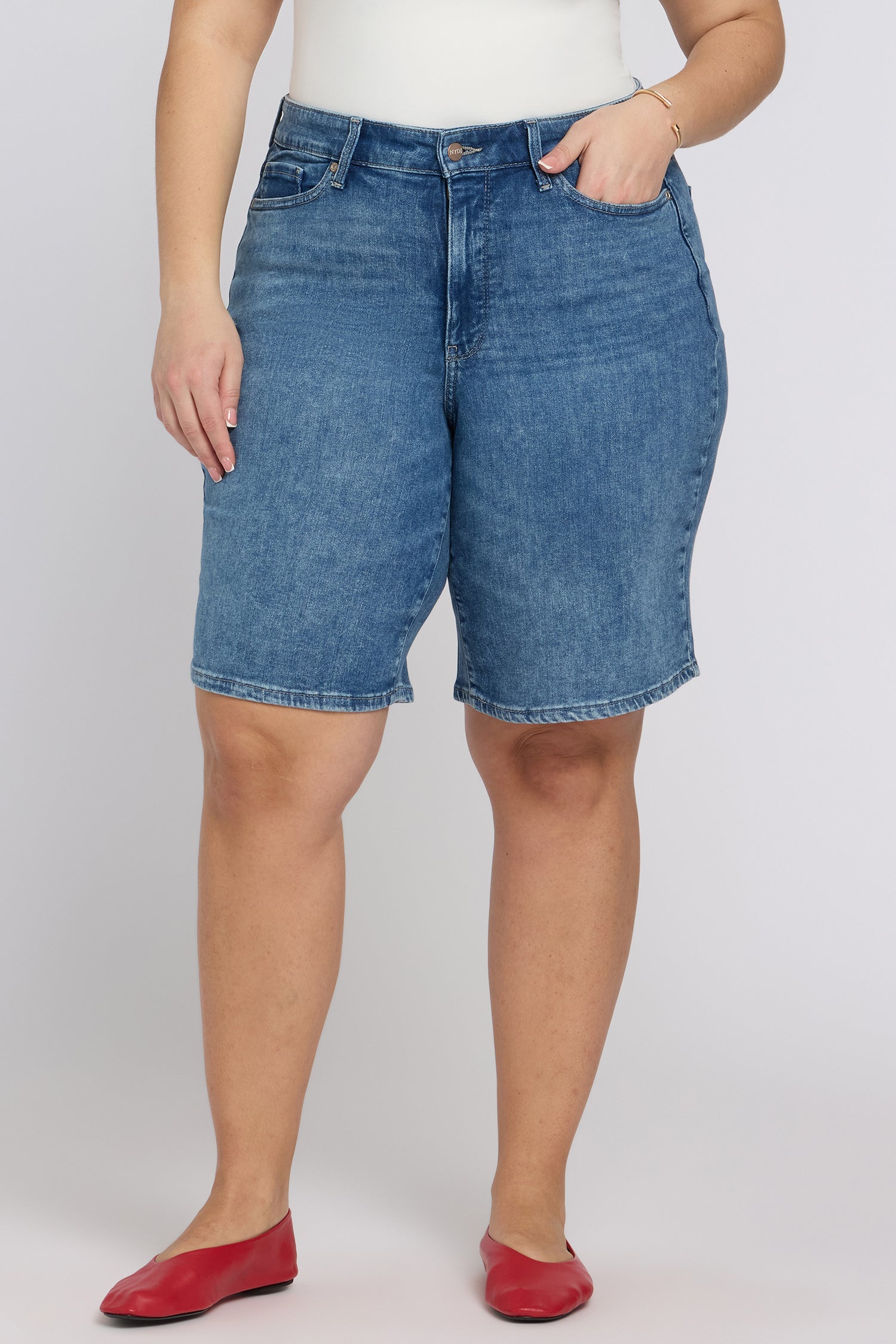 Lilly Denim Shorts In Plus Size In Re-New™ Denim - Breezy Palms