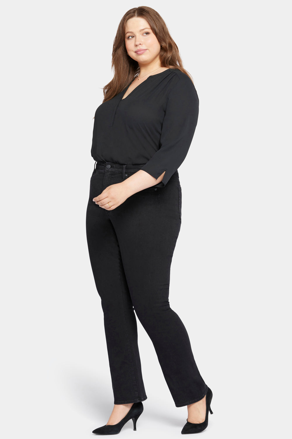 Le Silhouette Slim Bootcut Jeans In Petite Plus Size With High Rise
