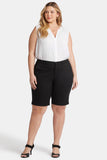 NYDJ Bermuda Shorts In Plus Size In Stretch Twill - Black