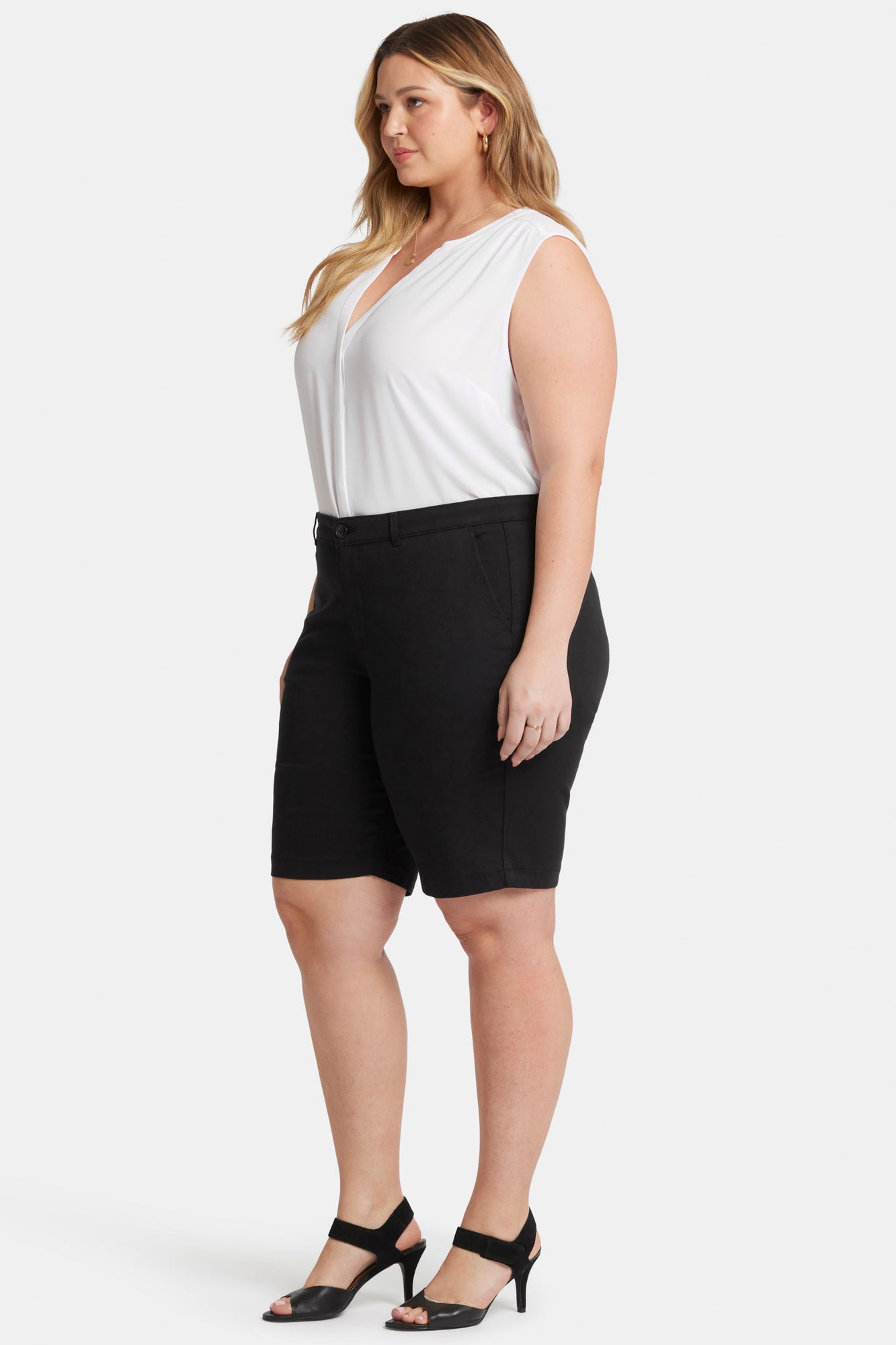 NYDJ Bermuda Shorts In Plus Size In Stretch Twill - Black