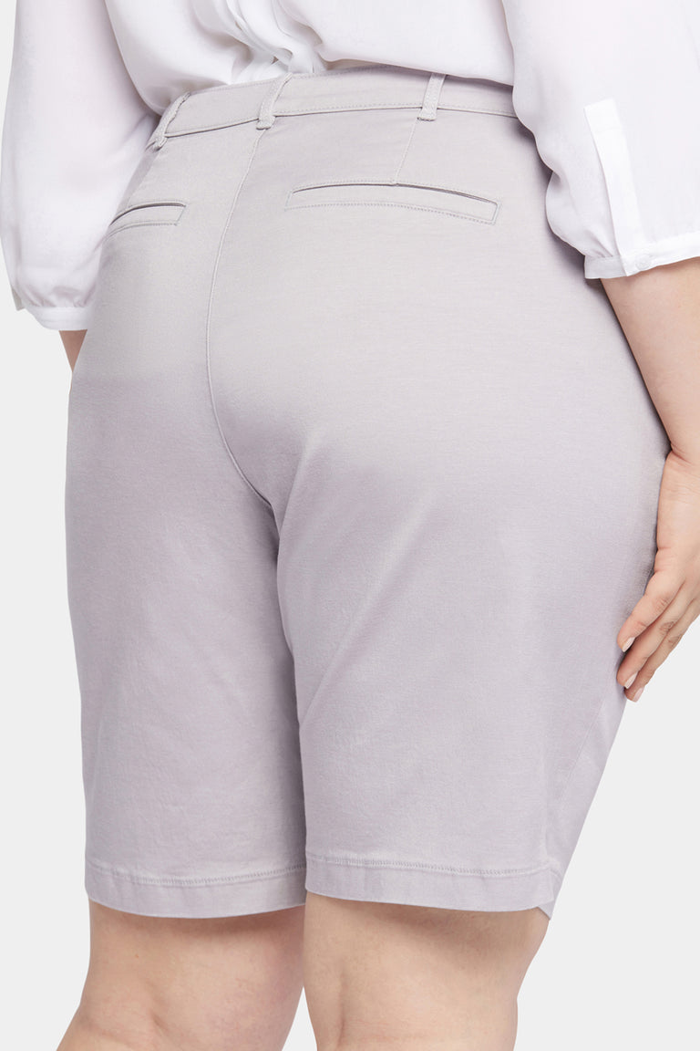NYDJ Bermuda Shorts In Plus Size In Stretch Twill - Pearl Grey