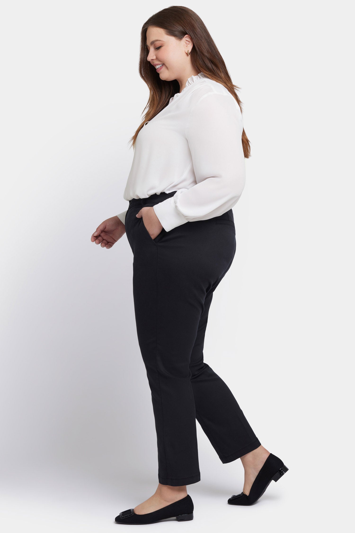 NYDJ Sadie Slim Pants In Plus Size In Stretch Twill - Black