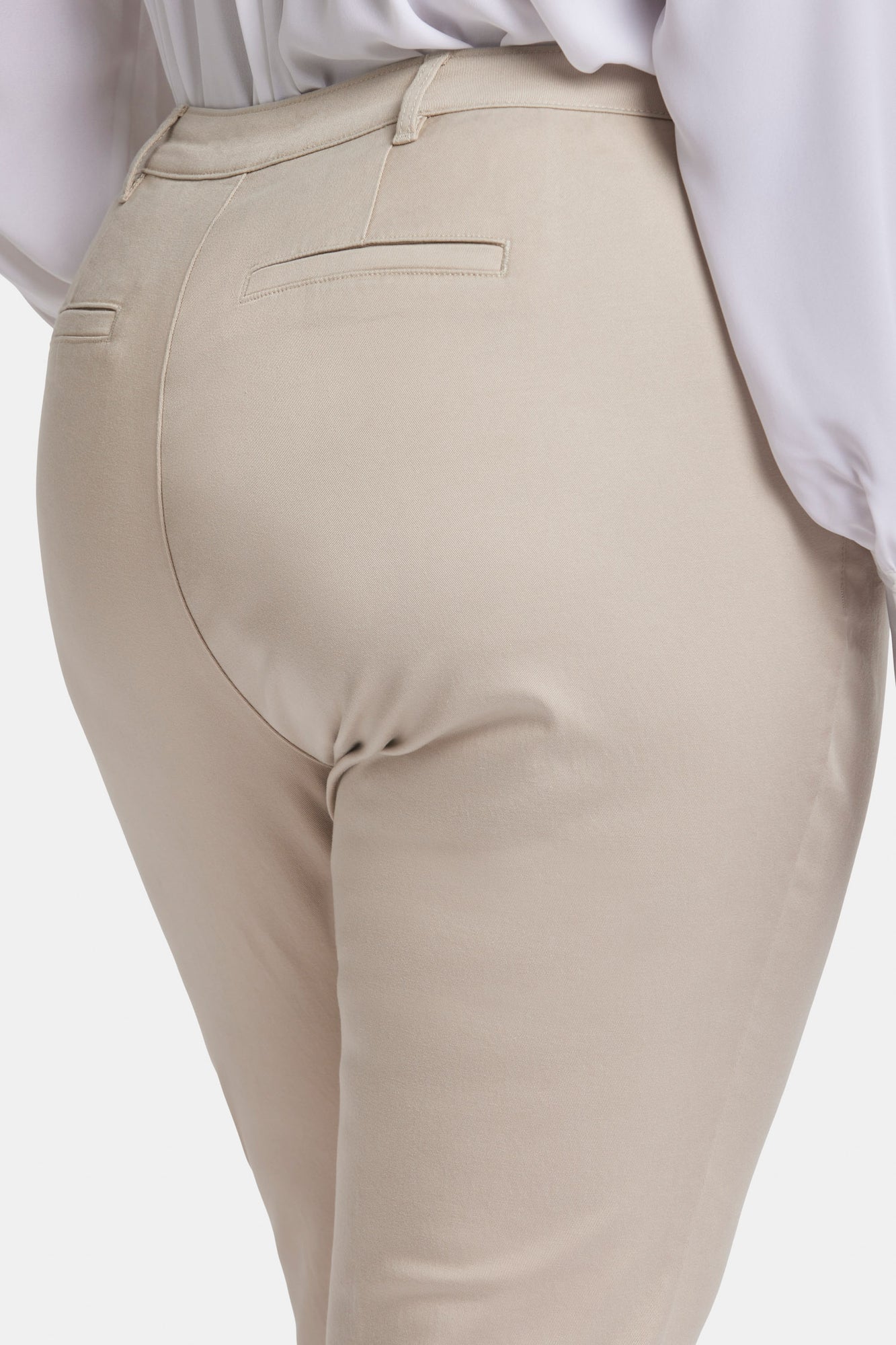 NYDJ Sadie Slim Pants In Plus Size In Stretch Twill - Feather