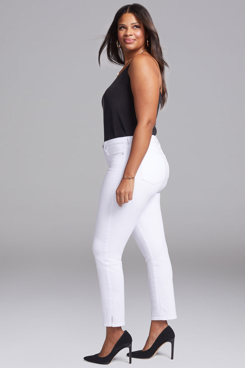 NYDJ Slim Straight Ankle Jeans In Short Inseam In Curves 360 Denim With Side Slit - Optic White